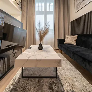  Appartamento D37 - Dohany Street Urban - Location By Bqa