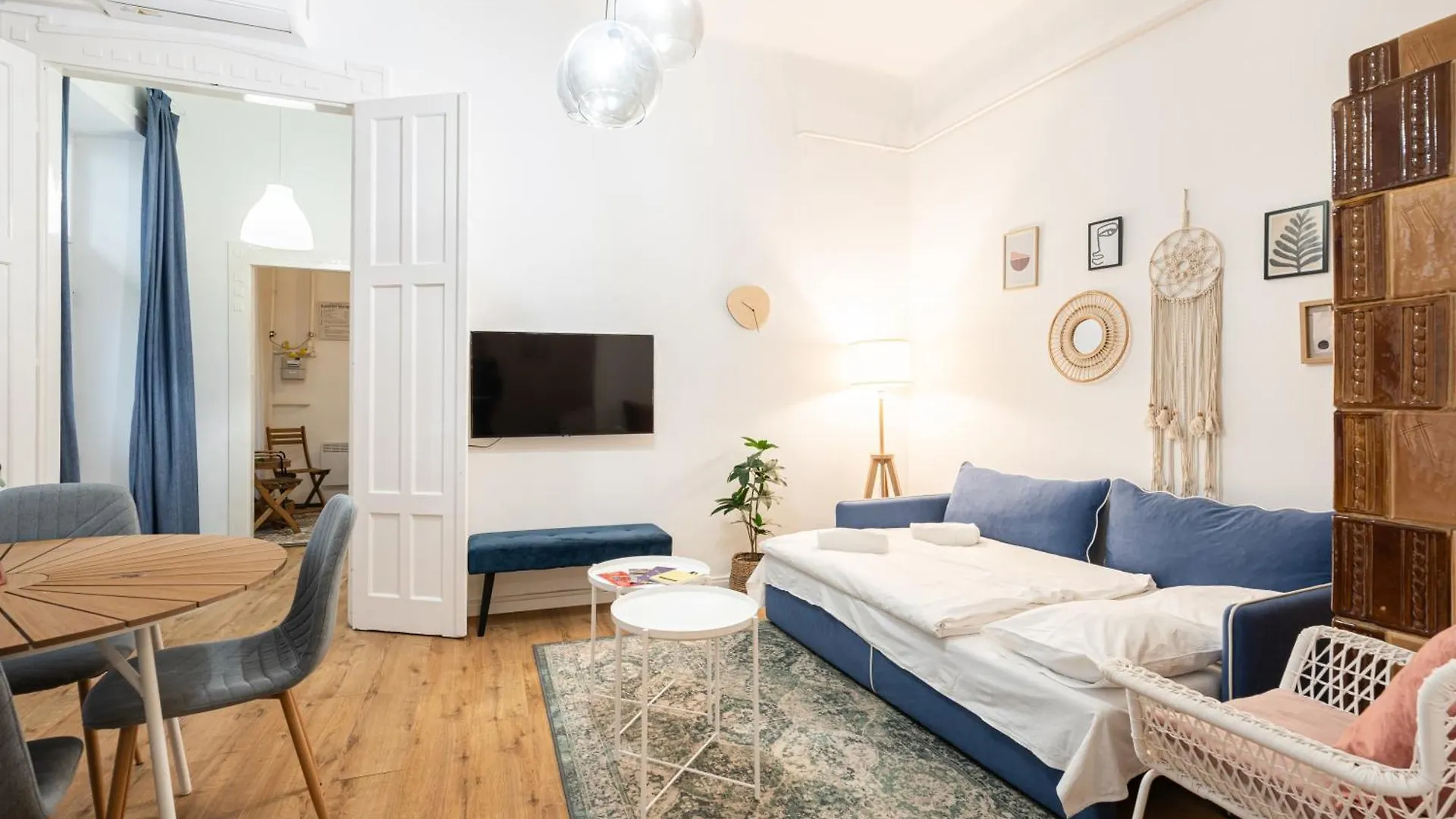 Apartment Blue Fairy Suite K26 Budapest Hungary
